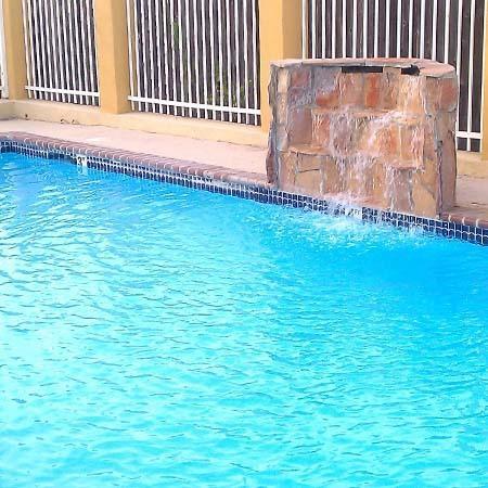 קורפוס כריסטי Rodeway Inn & Suites מתקנים תמונה